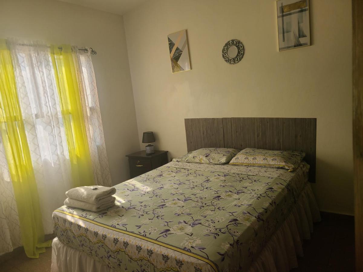 Hospedaje Casa De Luna Тегусигалпа Екстериор снимка